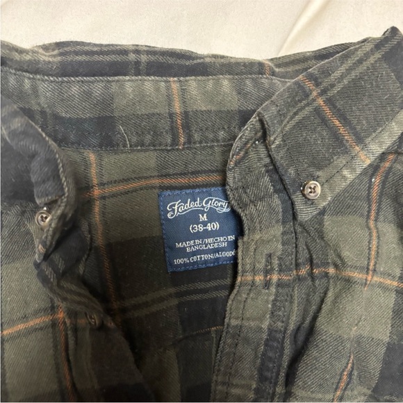 Faded Glory | Size M | Dark Plaid Men's Flannel Shirt - Picture 4 of 4